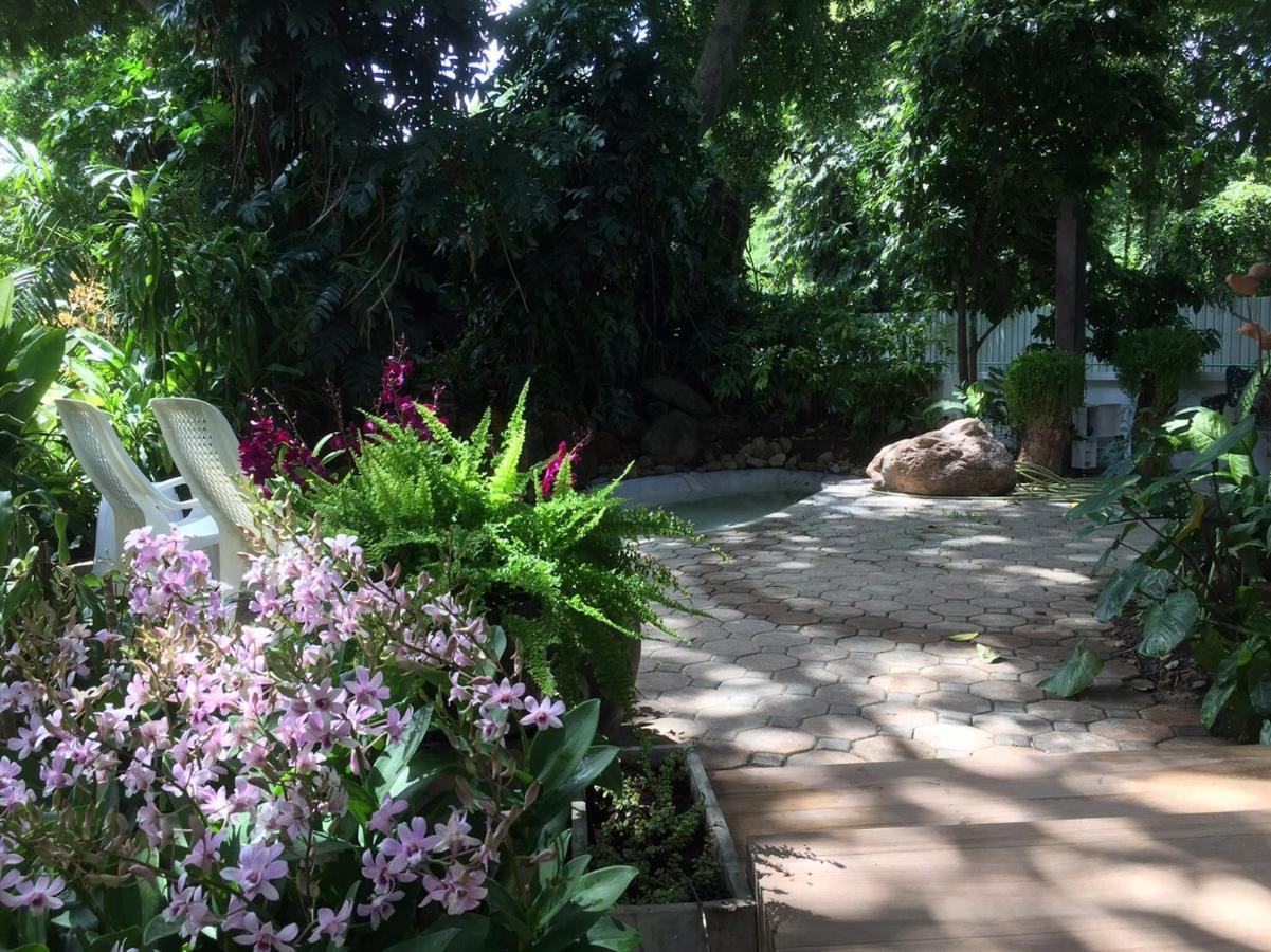 Cozycomo Μπανγκόκ Εξωτερικό φωτογραφία